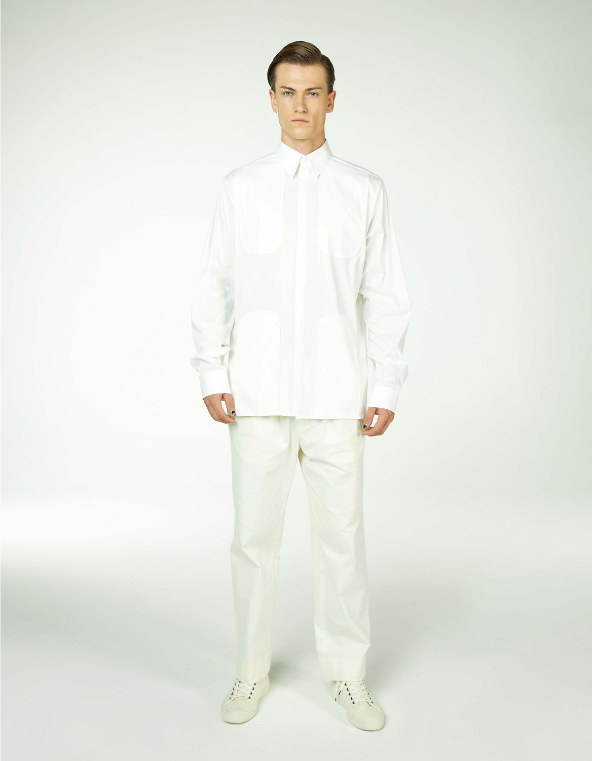 U panel shirt