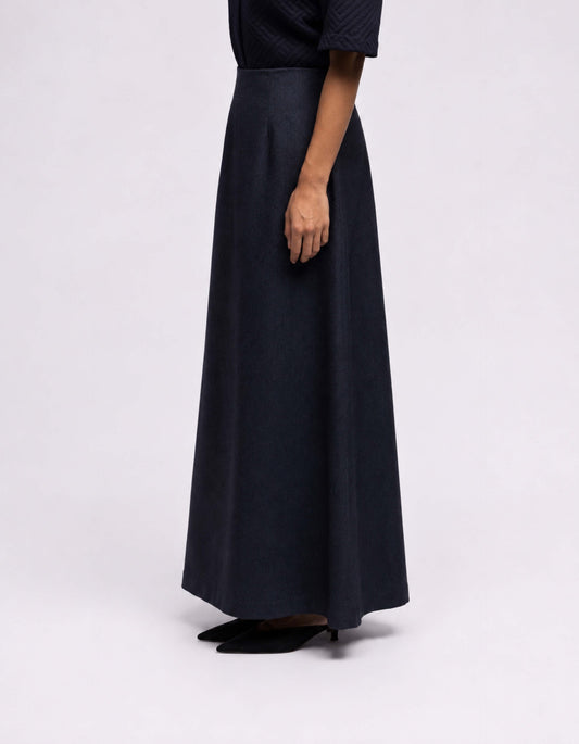 A line maxi skirt