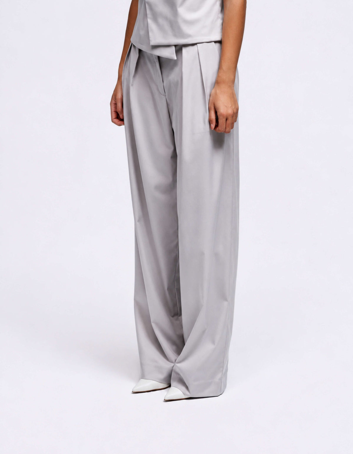 Straight leg pants