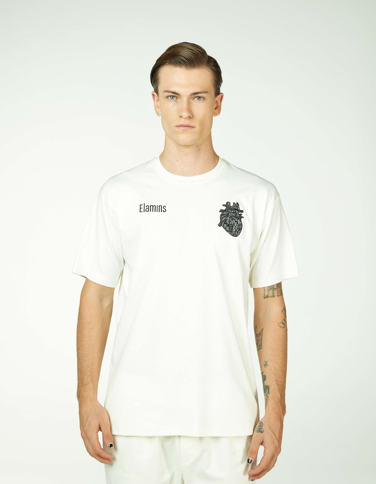 Heart embroidery t shirt