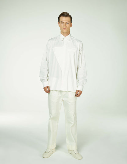 Triangle closure shirt